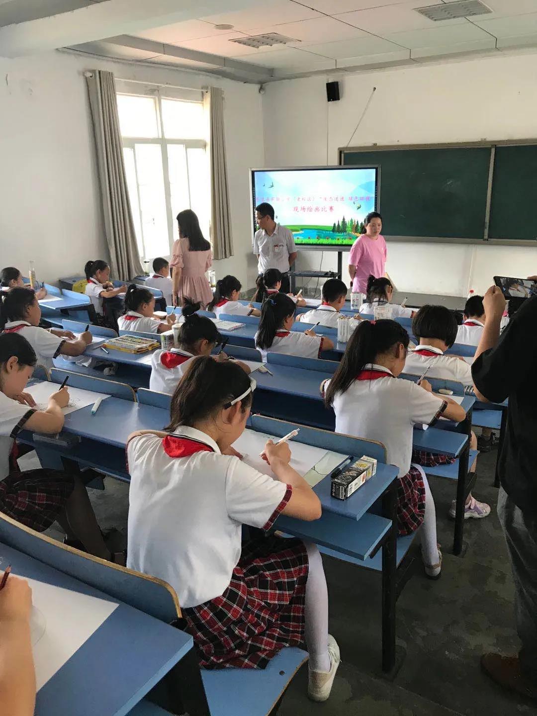 同绘生态家园 传播绿色希望——东至县实验小学开展“生态道德、绿色环保”现场书画比赛