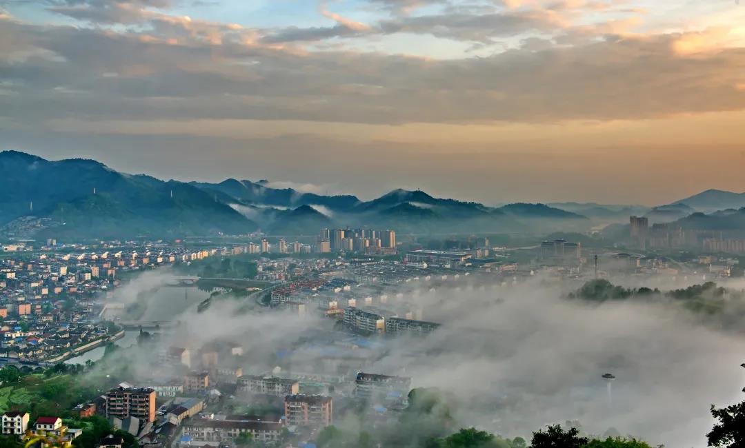 东至县： 开启新阶段现代化“三美东至”建设新征程