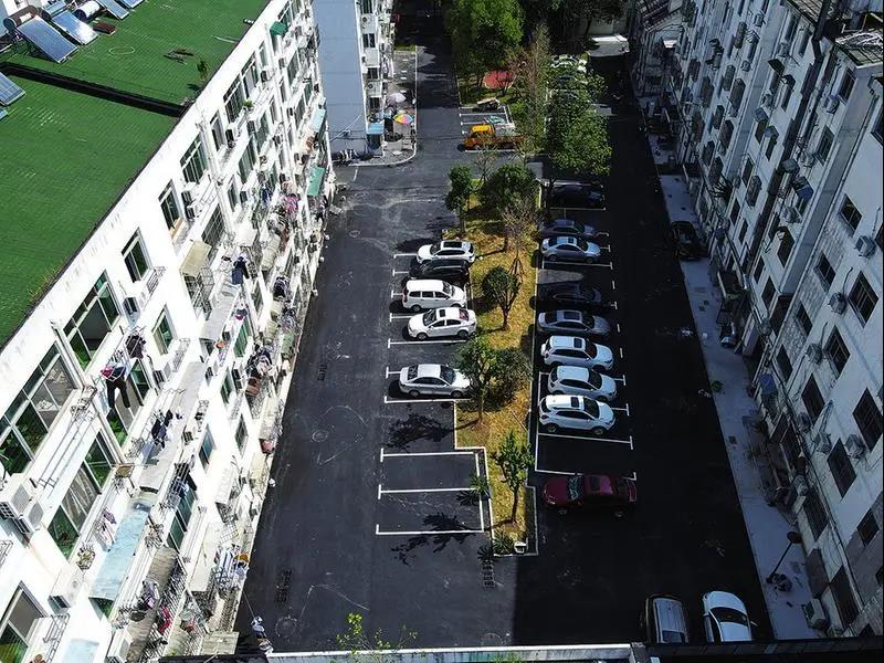 迎难而上 以 “新”换“心” —— 池州市老旧小区改造基层干部工作侧记