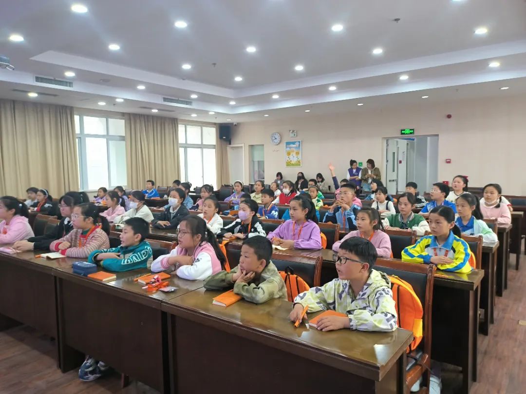 世界地理之“工业地理” | 贵池区永明小学、城关小学小记者走进池州市科技馆