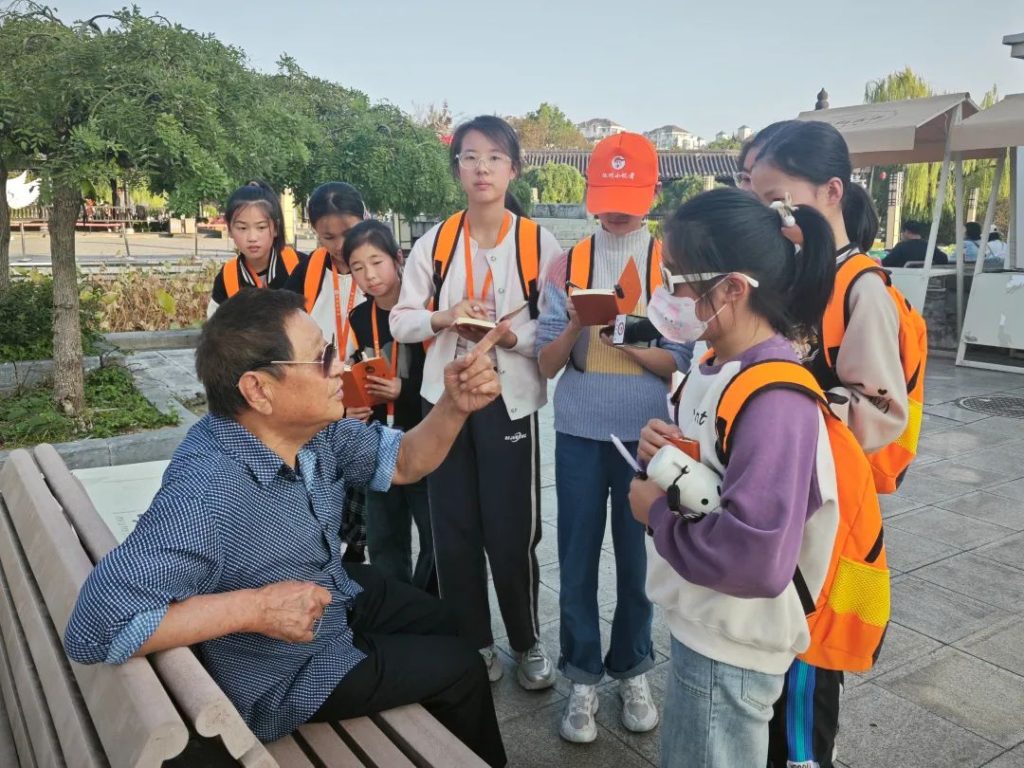 “我看城市新变化” 小记者户外采访| 贵池区永明小学、秋浦小学、城关小学、新城明珠小学的小记者走进清溪映月公园